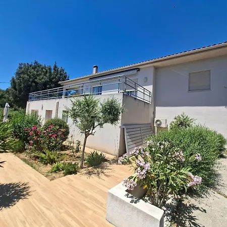 Proche D'ajaccio Avec Piscine *