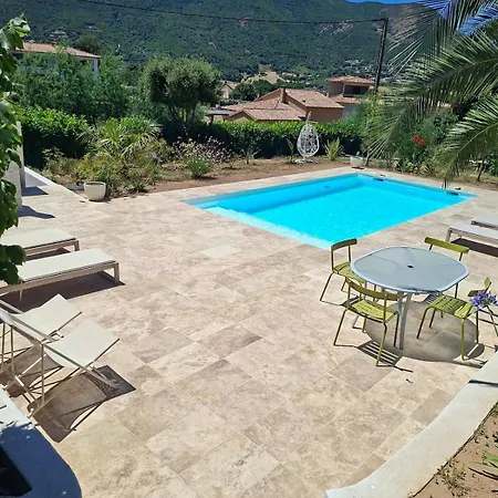 别墅 Proche D'ajaccio Avec Piscine