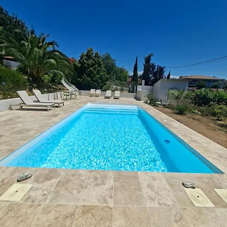 别墅 Proche D'ajaccio Avec Piscine 阿帕涅托